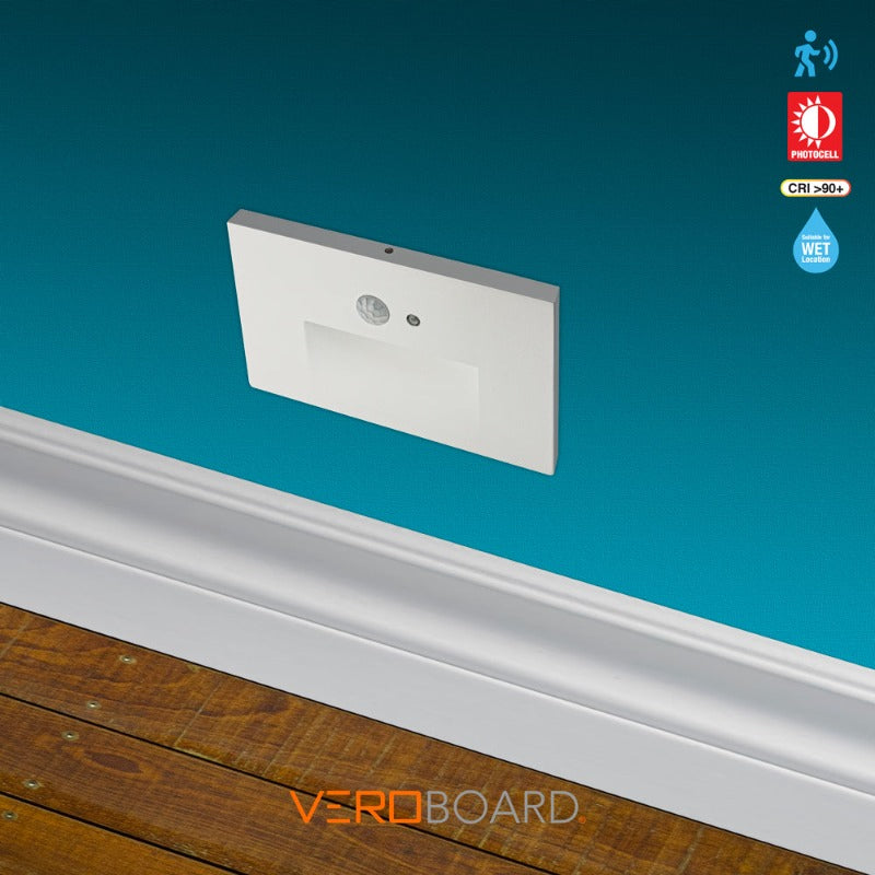 LED Step Light/ Pathway Light with PIR Motion Sensor 120V 3W