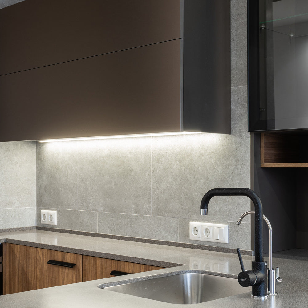 Low profile Silver Grey Aluminum Linear LED Light for under cabinet 12V - S5